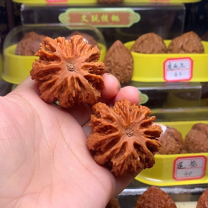 吊坠文玩核桃秦岭灯笼