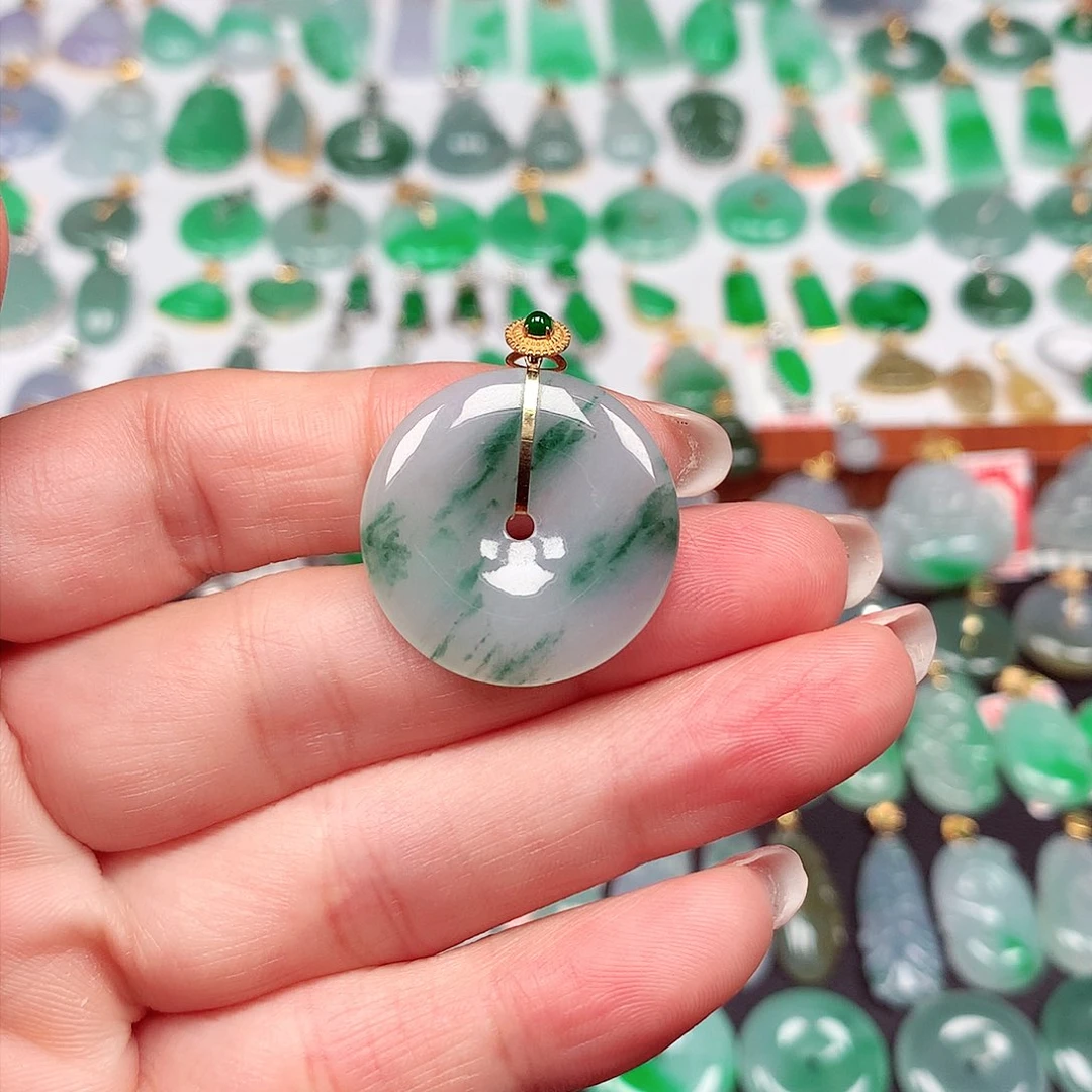 翡翠颈饰18K金镶嵌天然翡翠A货