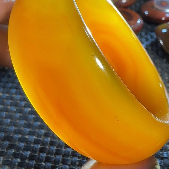 马***钱玛瑙/玉髓未镶嵌颈饰