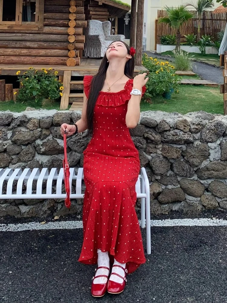 法式时尚气质红色波点连衣裙女2025夏季方领荷叶边甜美小飞袖裙子