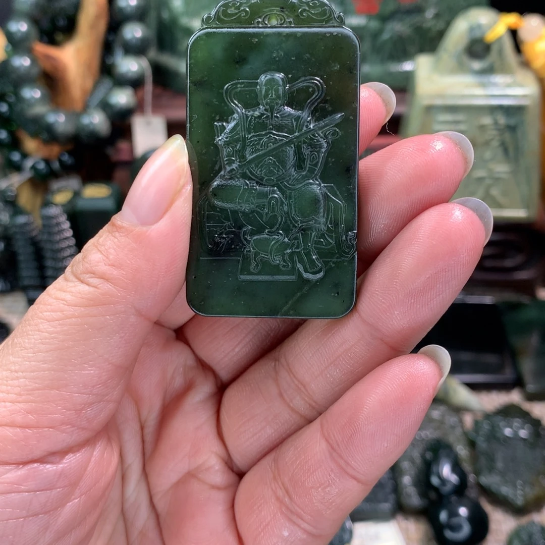 蛇纹石玉合金颈饰