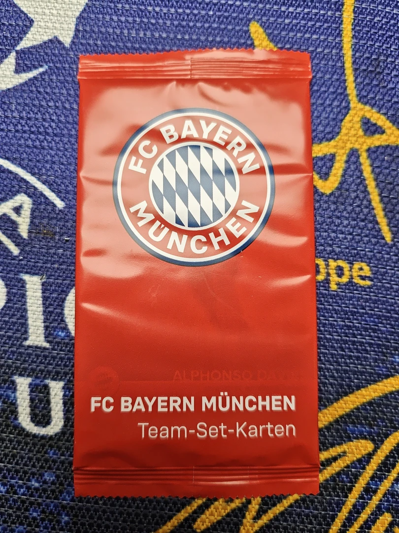 21-22topps拜仁队盒 四盒1签字 每盒1带编 【未成年禁止下单】