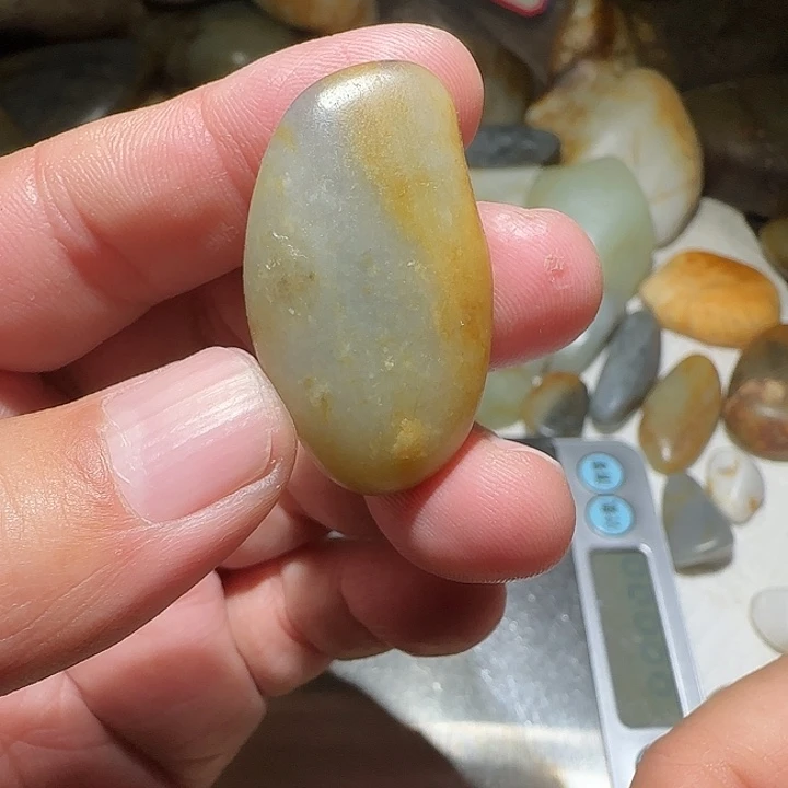 和田玉（子料）未镶嵌颈饰