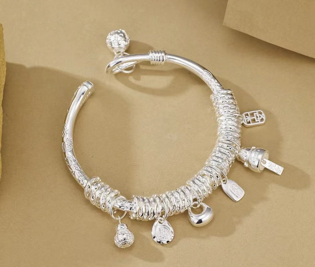 达-999.9银吉言新款喜乐猫爪镯开口