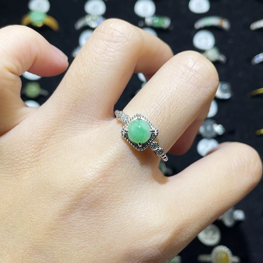 翡翠未镶嵌戒指戒指