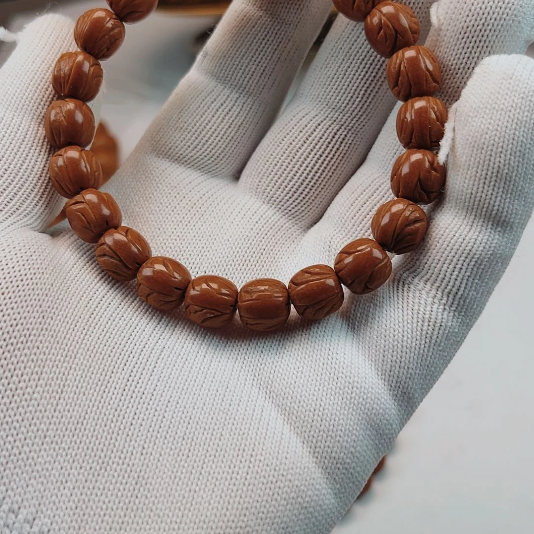 桃核吊坠会***象桃核光柱