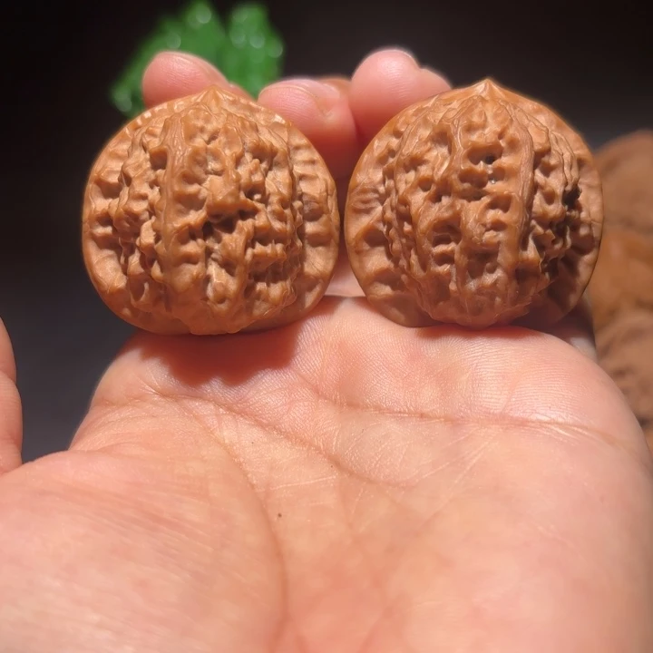 吊坠文玩核桃文玩核桃吊坠瓷娃娃36