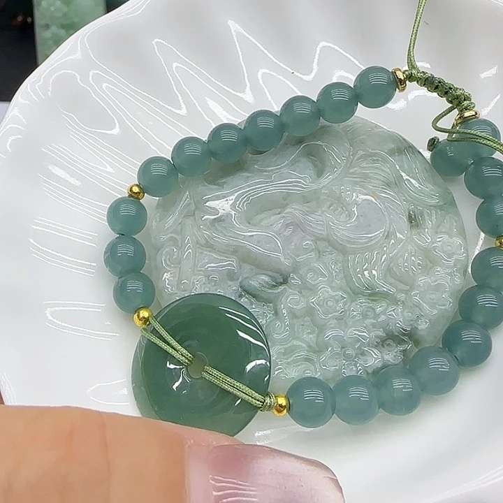 翡翠未镶嵌颈饰福利