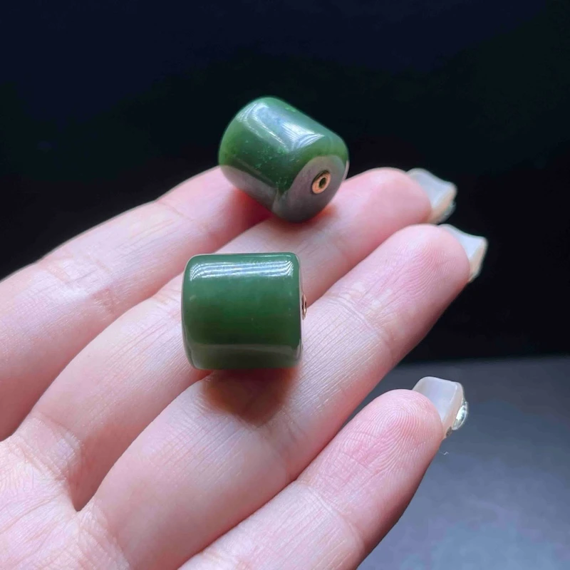 【小魏总珠宝】18K天然和田碧玉四方路路通（15*13mm）【多样性发一】