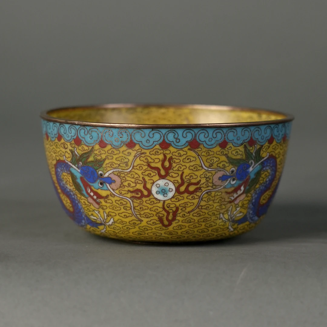 LOT 052405民国 铜胎掐丝珐琅二龙戏珠纹墩式碗【古董拍卖】