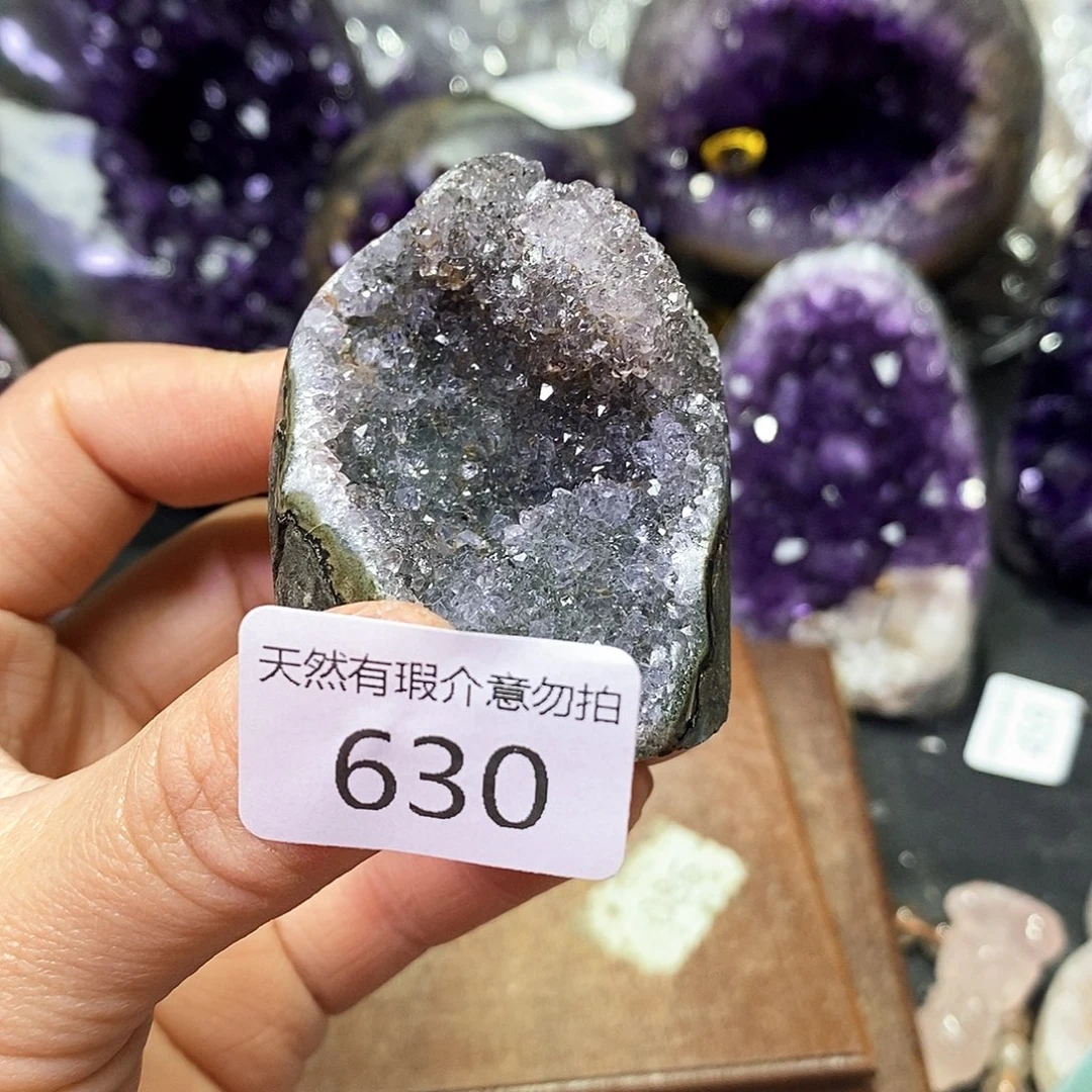 水晶大型摆件（非配饰）未镶嵌