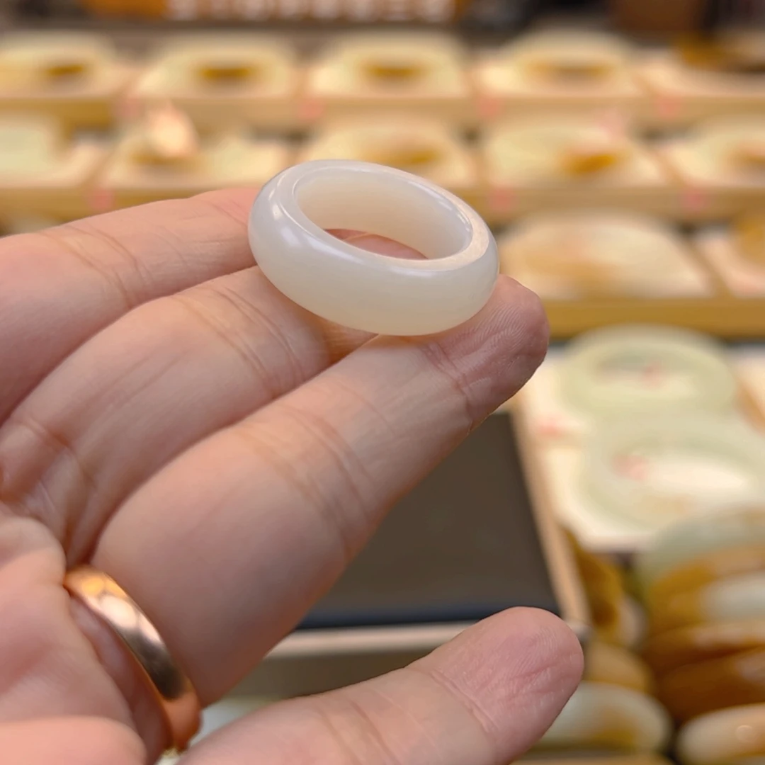 和田玉未镶嵌戒指17