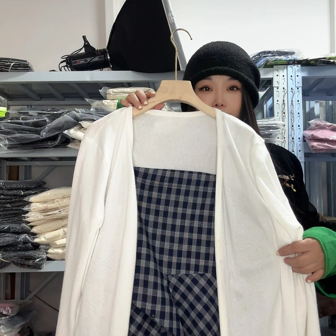 真两件白色大版开衫