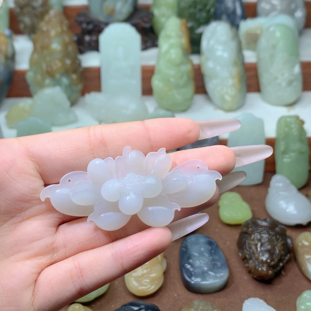 和田玉未镶嵌吊坠(不含链)