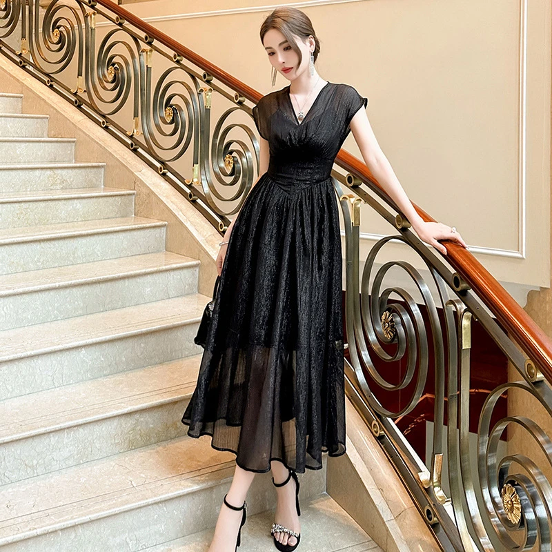 2025夏季新款女装法式V领设计感假两件收腰大摆黑色连衣裙70366