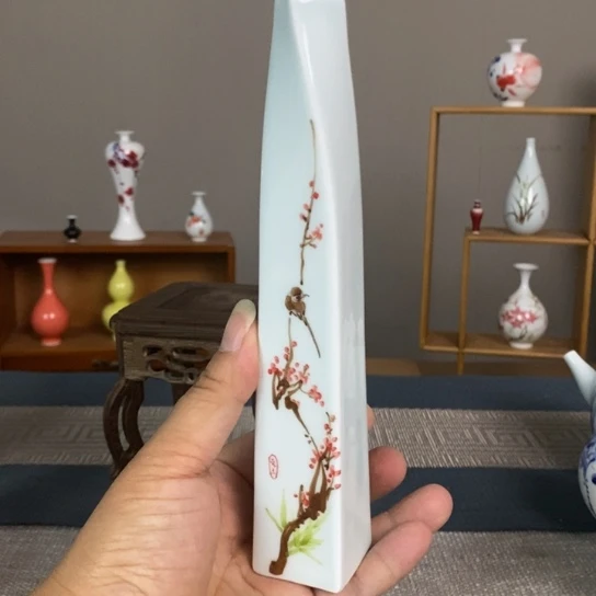 摆件景德镇瓷器博物研究基地