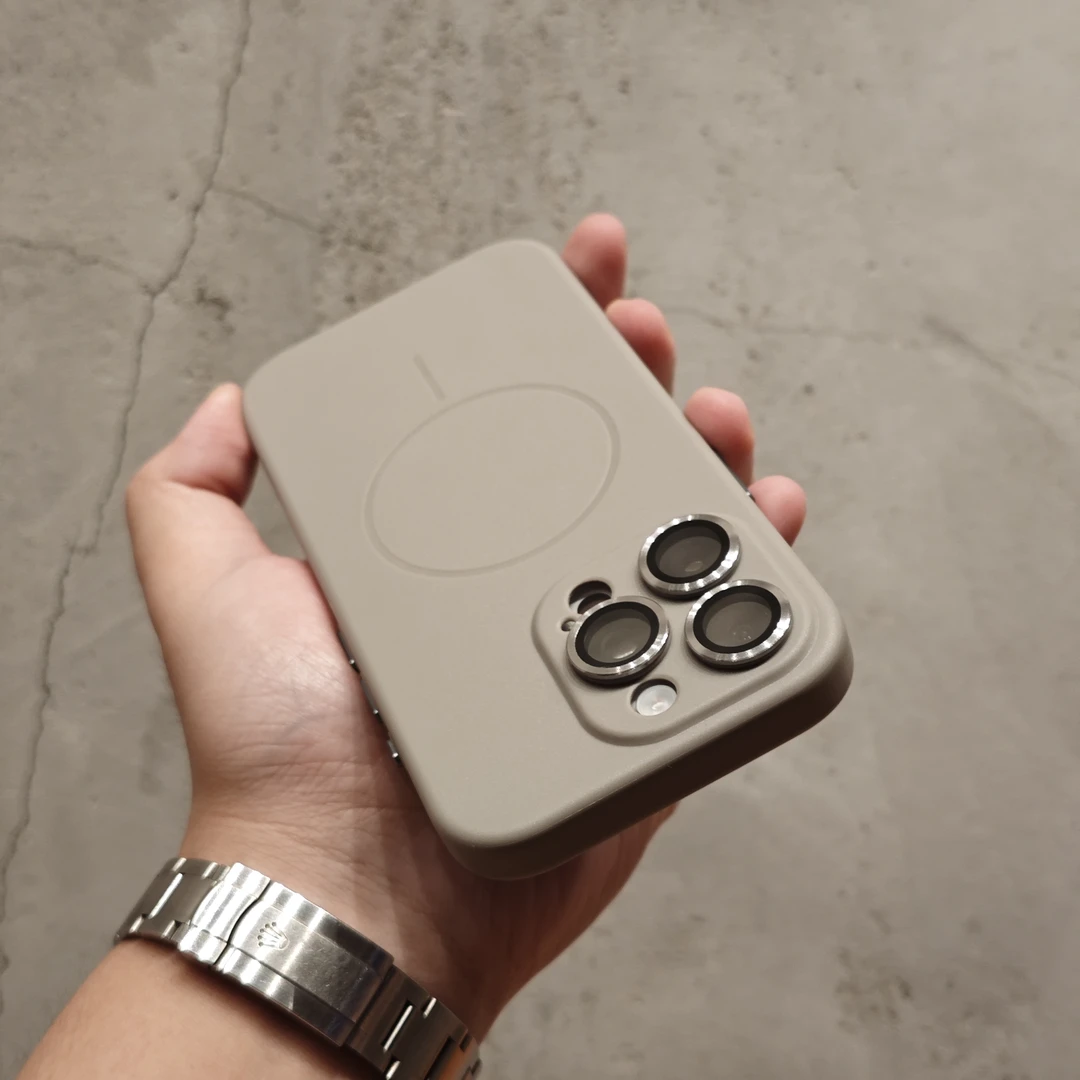 带镜头膜磁吸适用苹果17手机壳iPhone16Promax软壳15磨砂14简约13