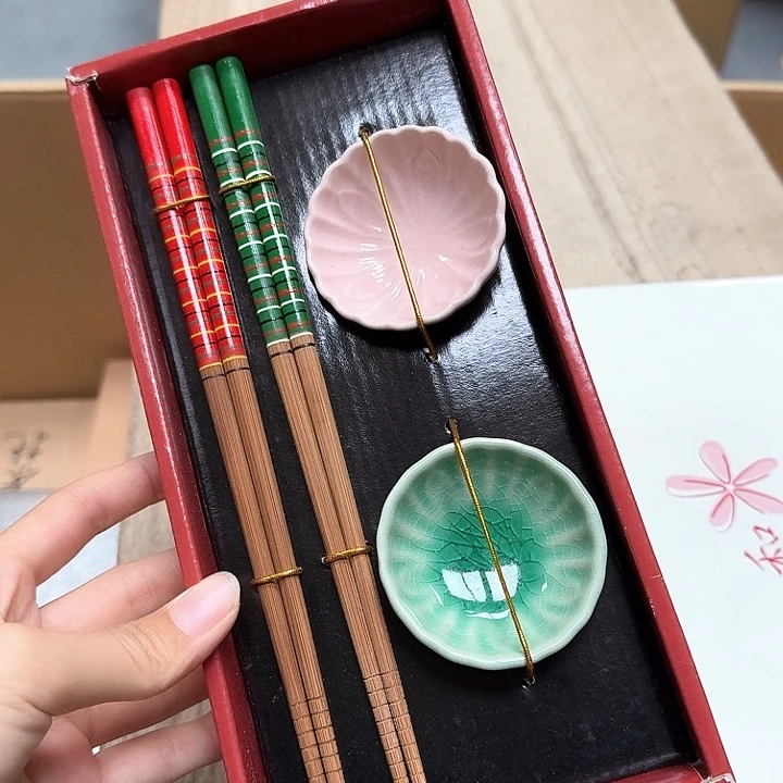 瓷片噗哈哈哈哈哈哈哈哈哈