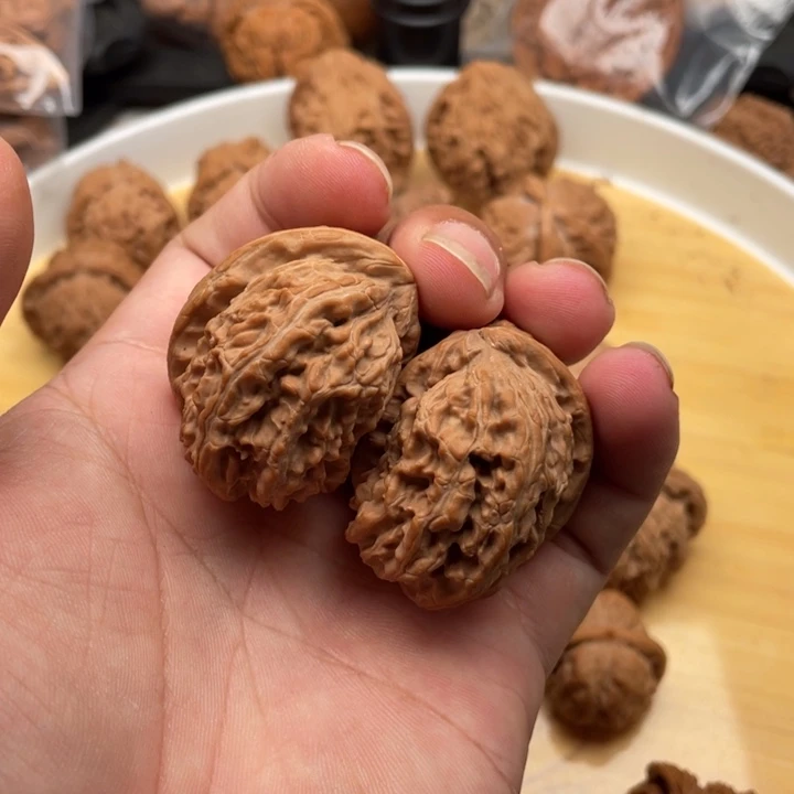 文玩核桃把件孟*文玩核桃手把件