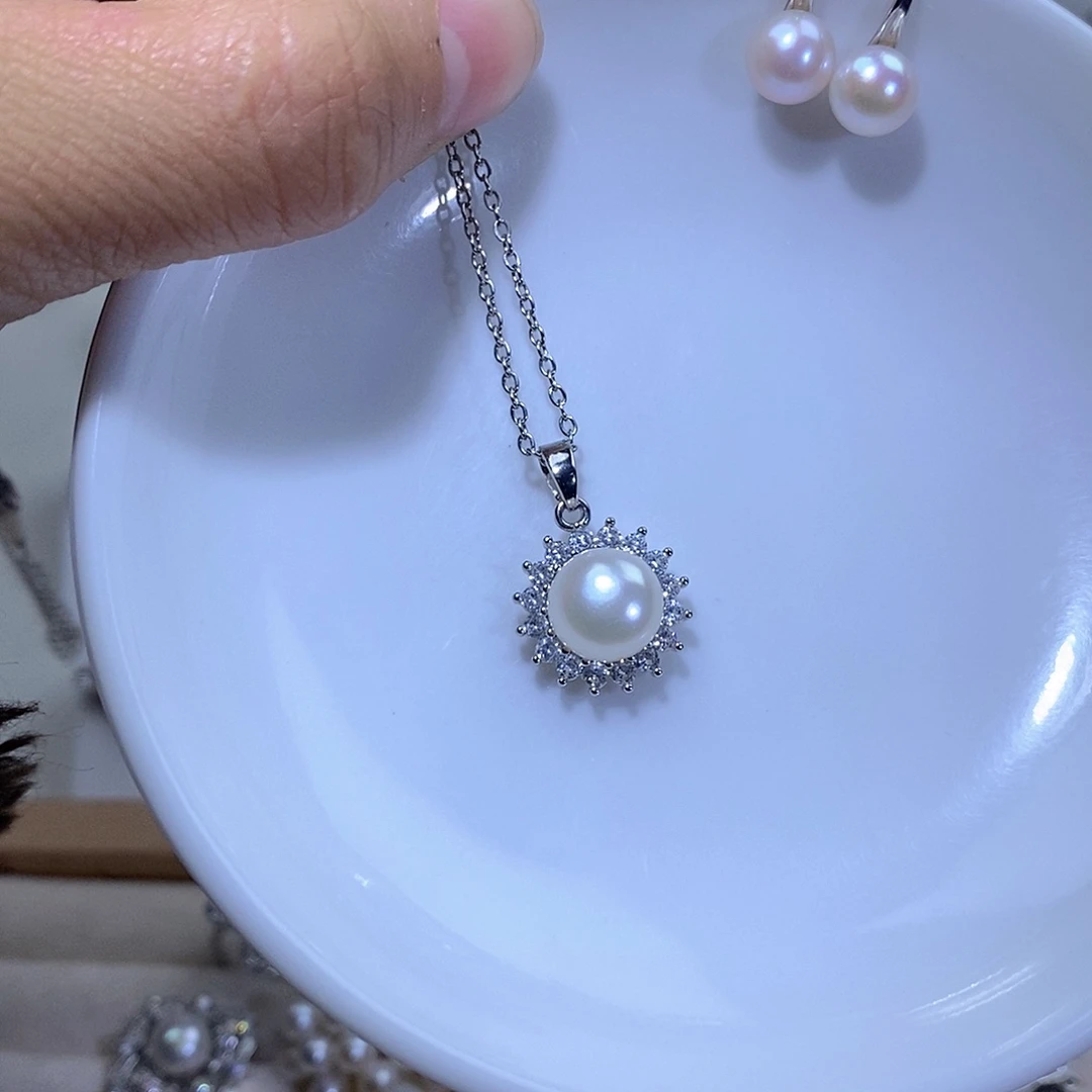 淡水珍珠耳饰未镶嵌