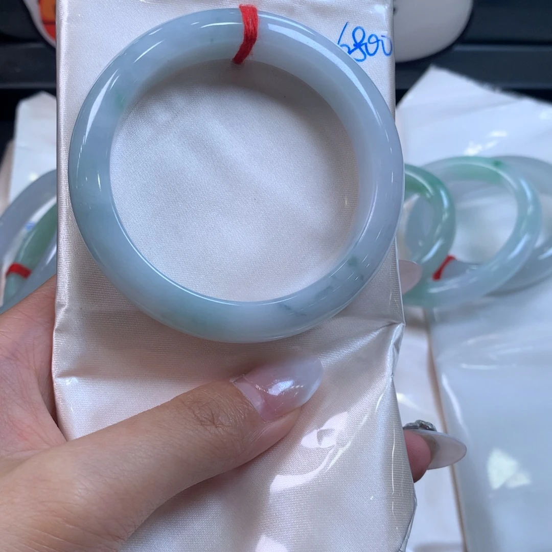 翡翠未镶嵌手镯55圈口