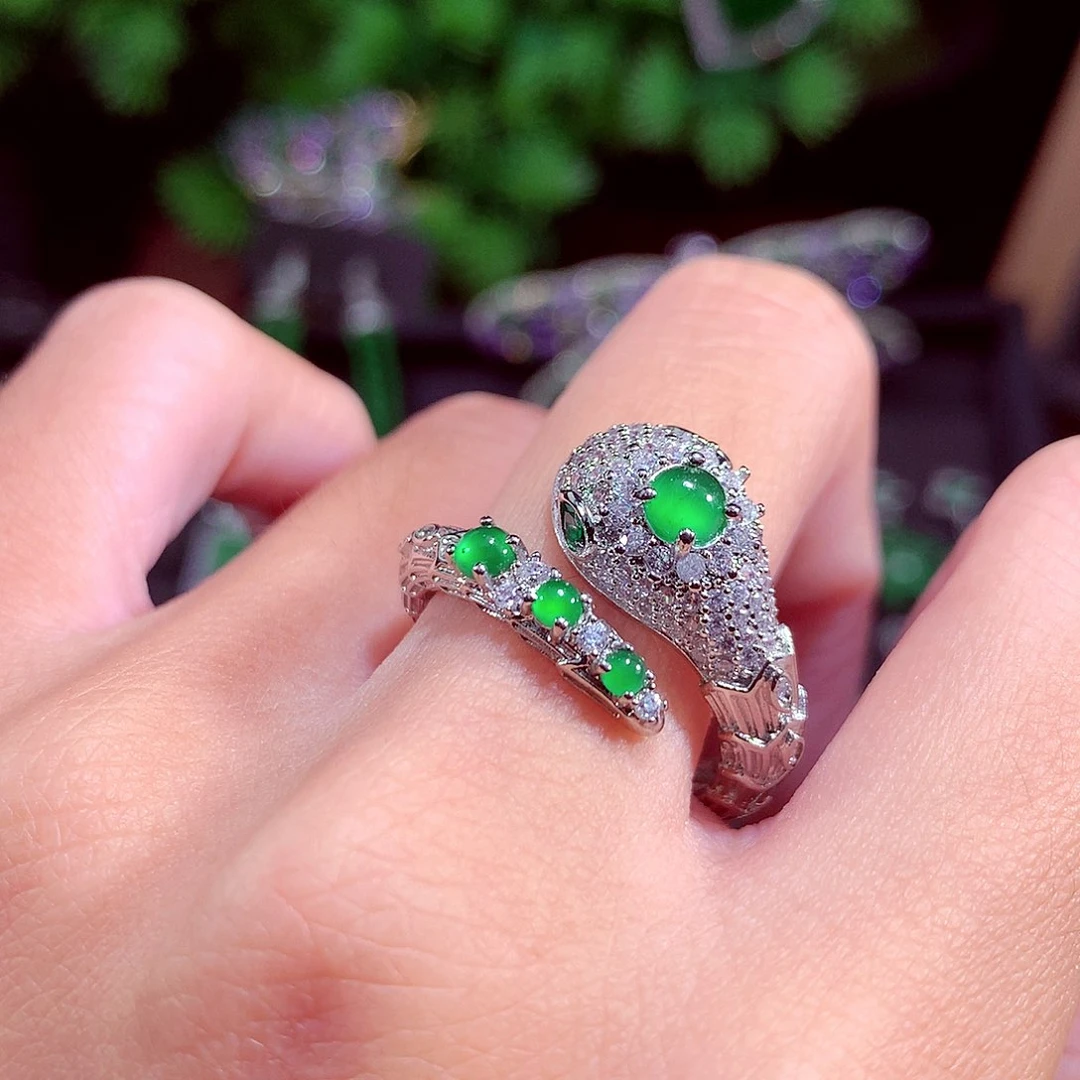 颈饰未镶嵌翡翠天然