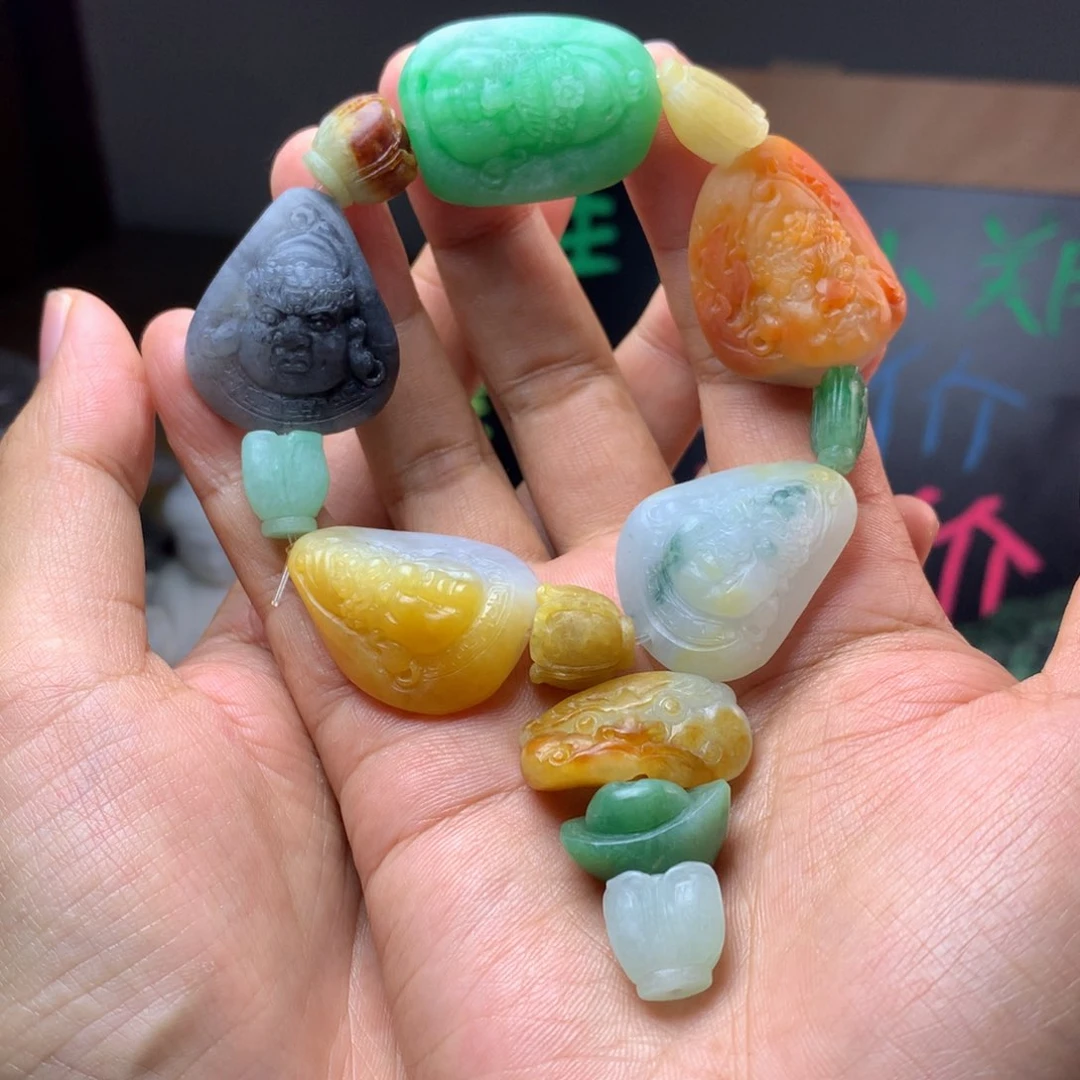 定制翡翠未镶嵌花***！翡翠