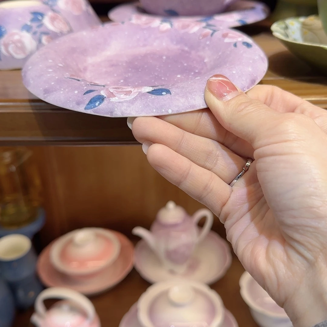 ****﹖快乐就不需要多解释就