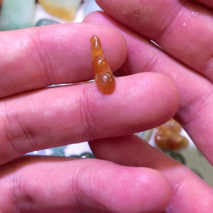 翡翠未镶嵌颈饰天然a货翡翠