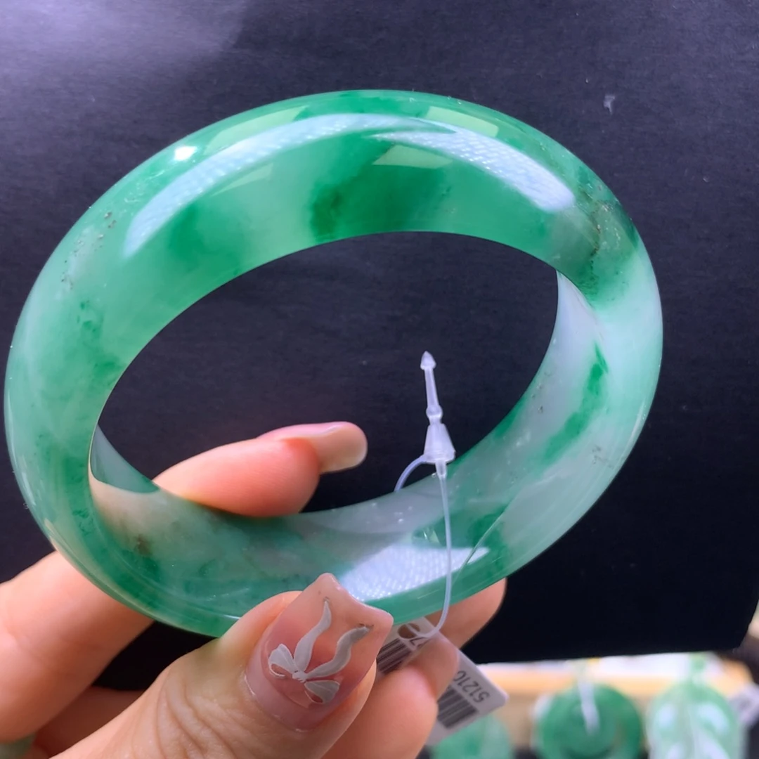 石英质玉未镶嵌手镯56