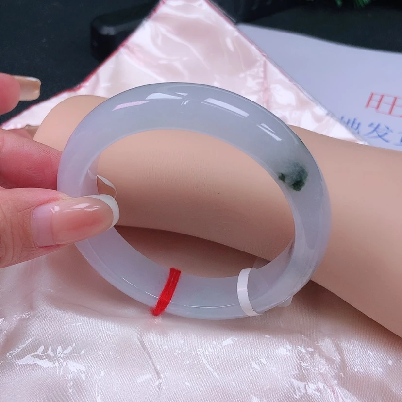【闪购商品】未镶嵌手镯翡翠，56 57