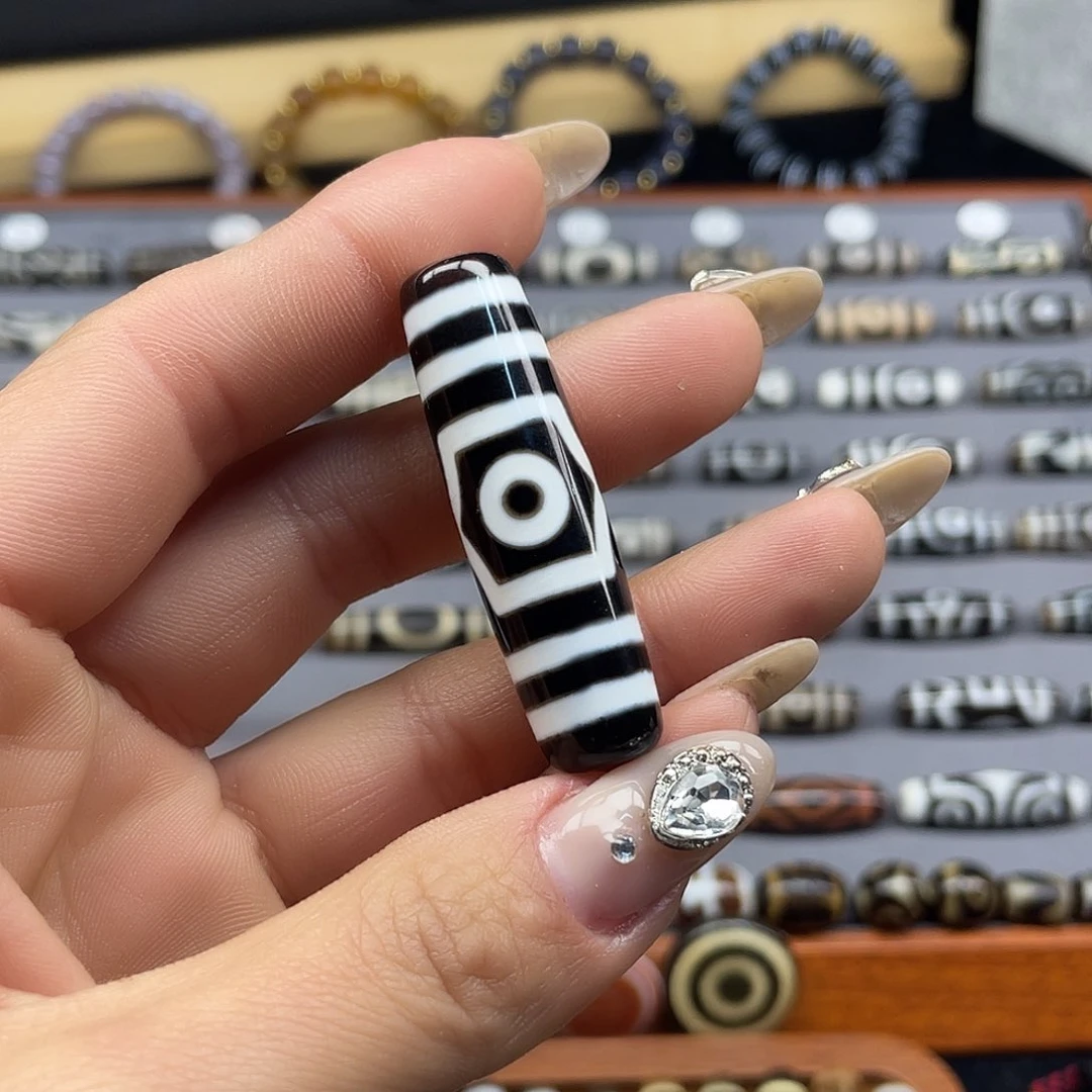 玛瑙/玉髓颈饰未镶嵌孤****弎