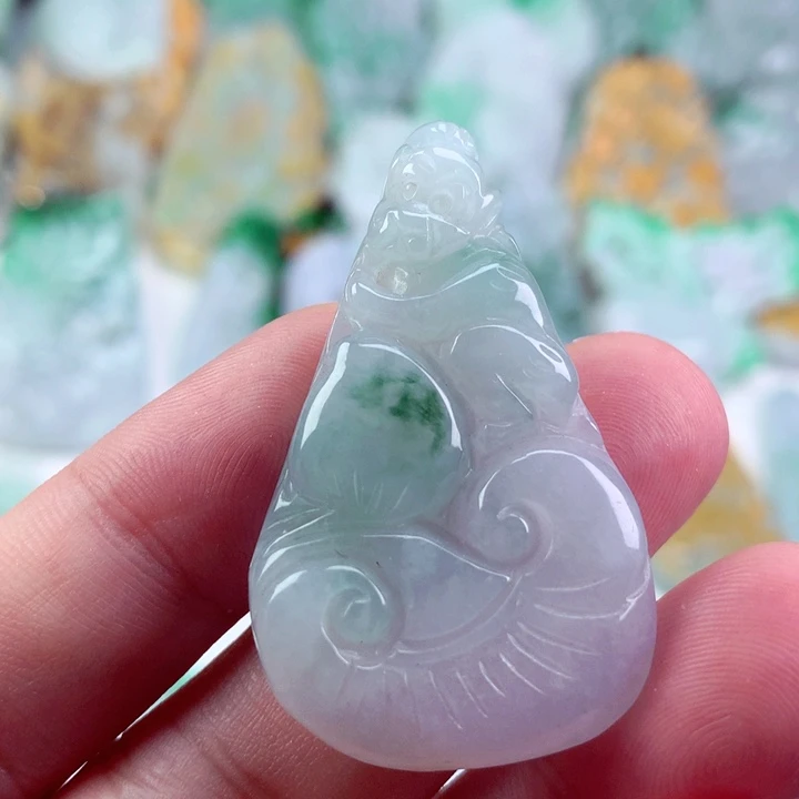 吊坠(不含链)未镶嵌翡翠