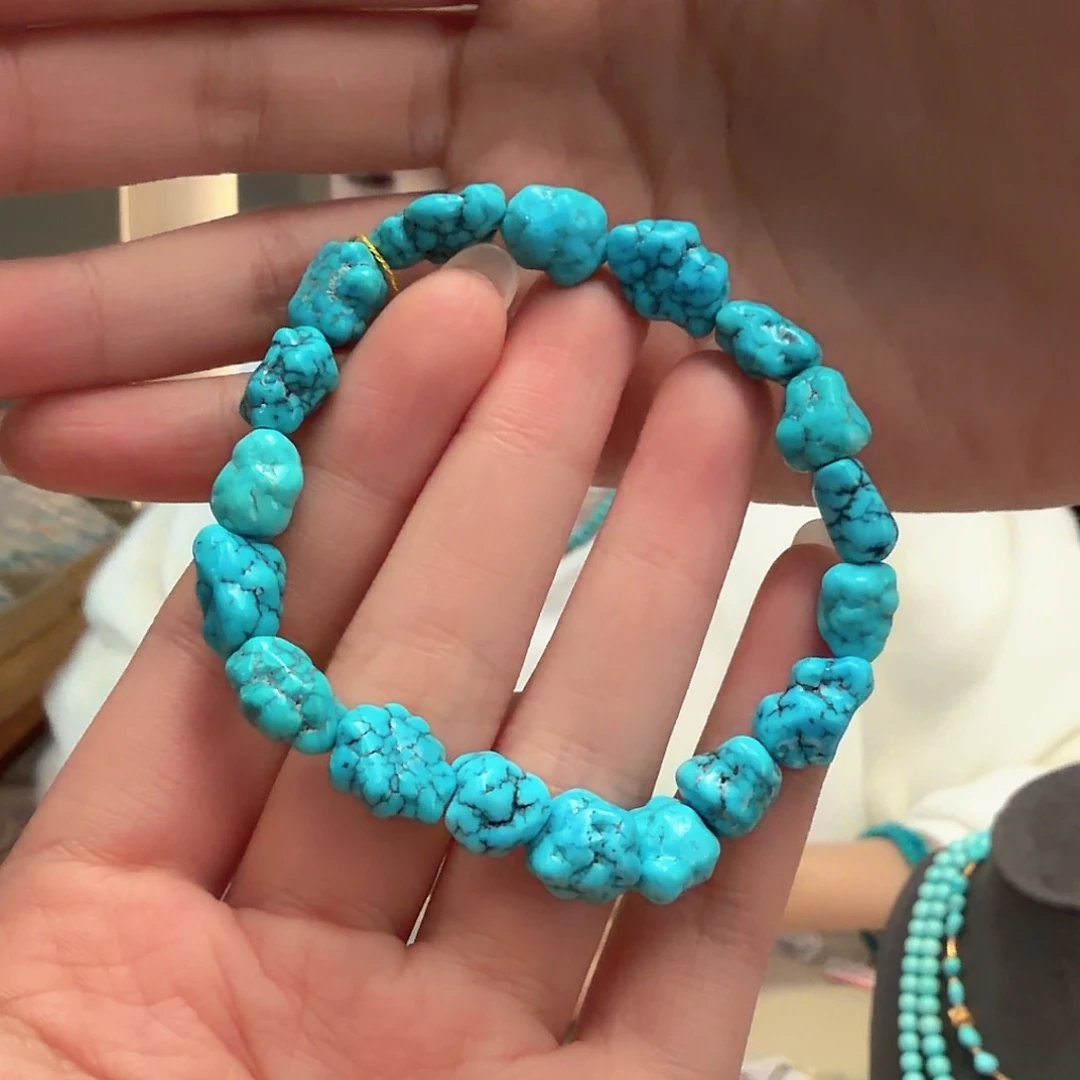 绿松石未镶嵌颈饰