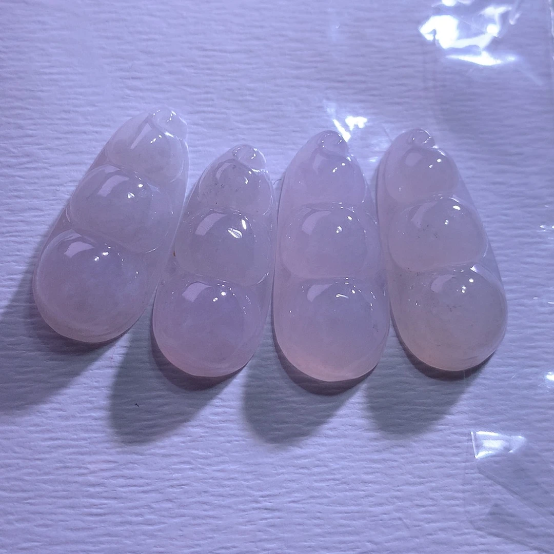 颈饰未镶嵌翡翠一手