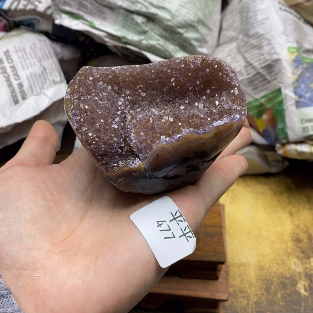 紫晶乌拉圭未镶嵌