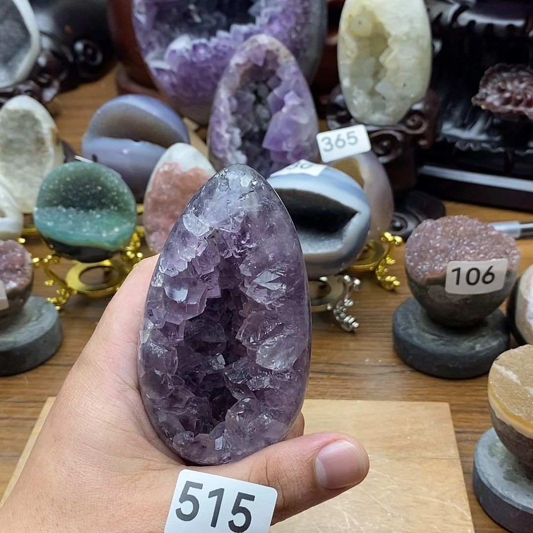 紫晶摆件未镶嵌全抛龙蛋