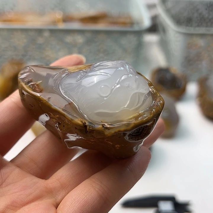 玛瑙/玉髓颈饰未镶嵌