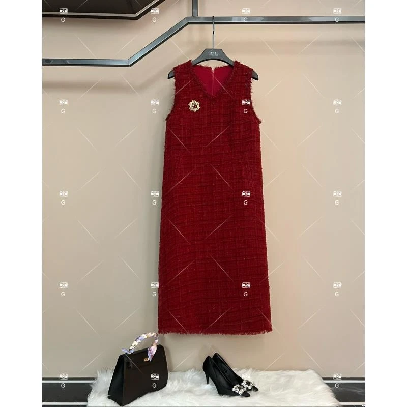 【齐】复古风显瘦默认款式连衣裙女装轻奢秋冬时尚 H-1637