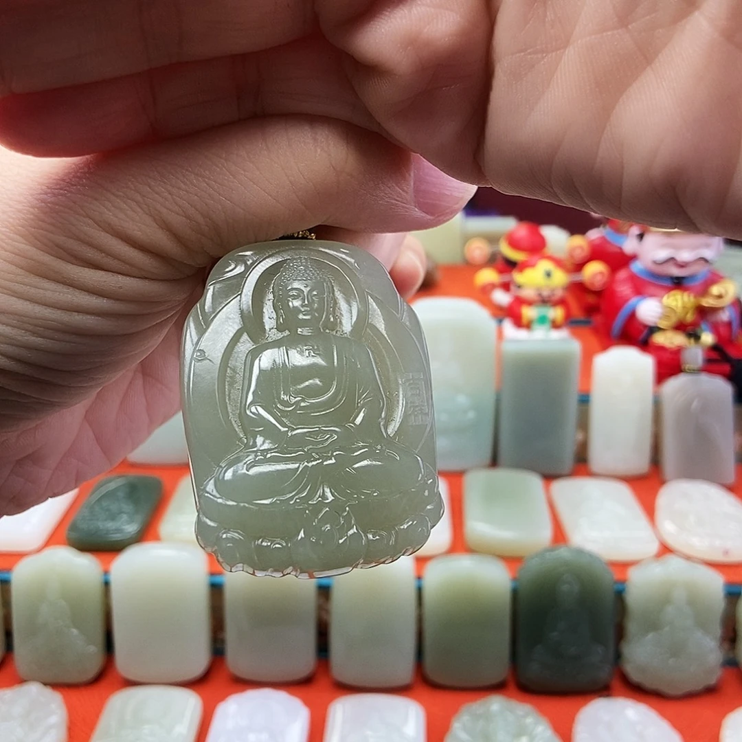 6***叔和田玉未镶嵌颈饰