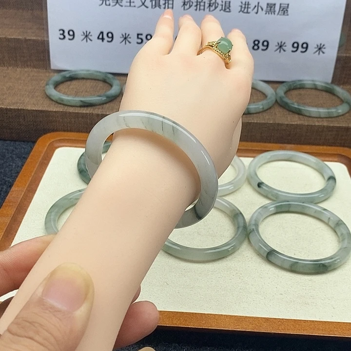未镶嵌手镯石英质玉9003
