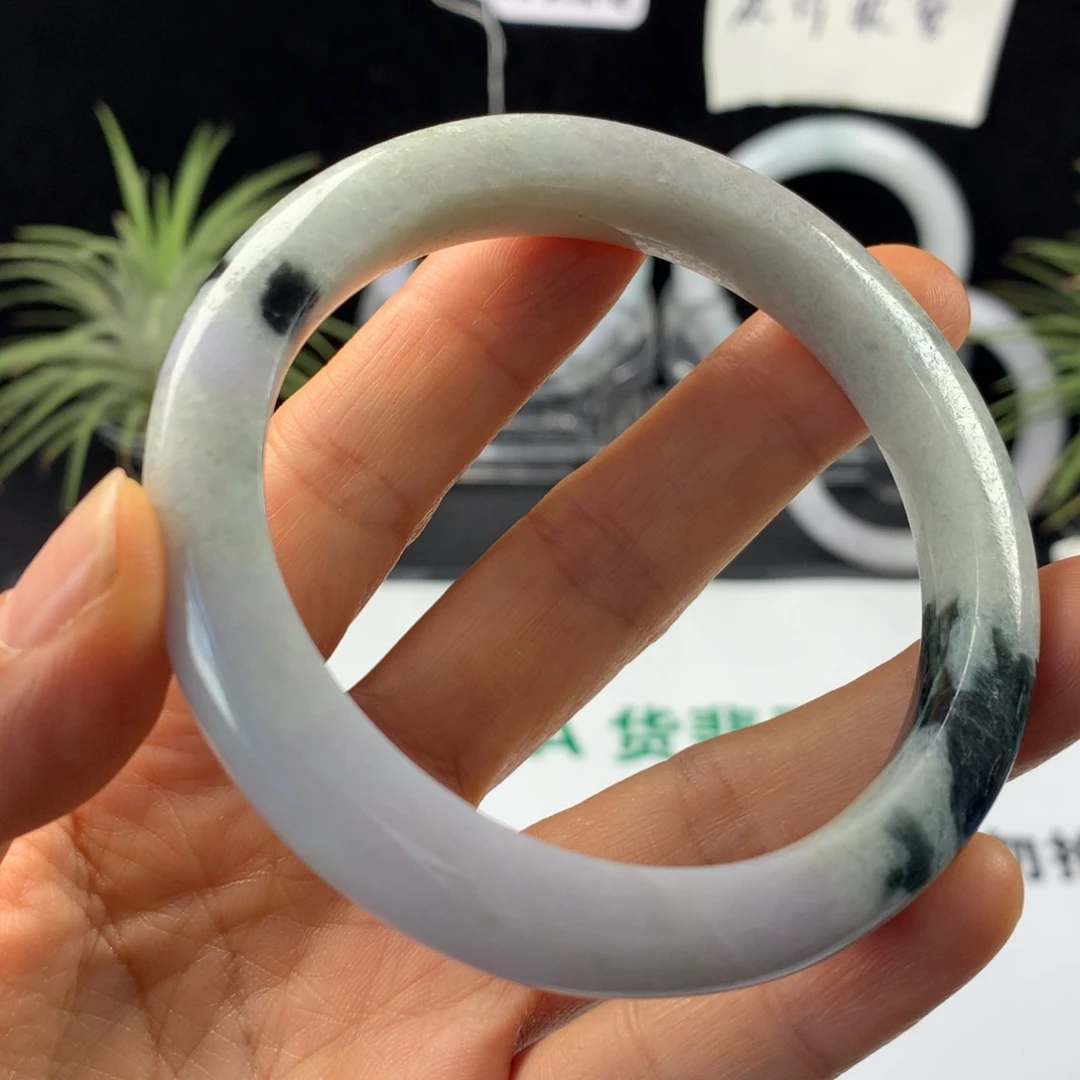 翡翠未镶嵌手镯46。59.7圈