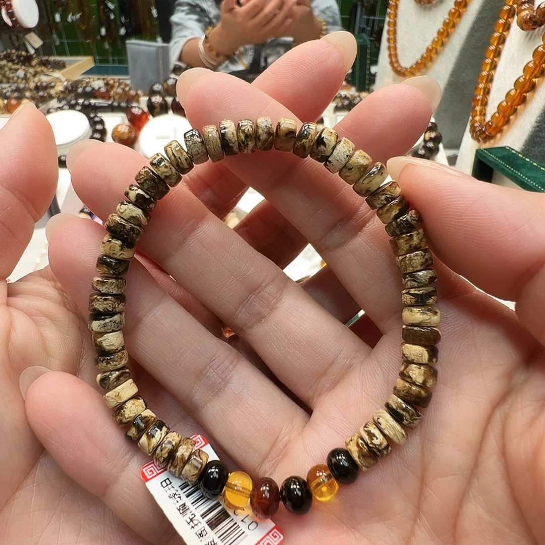 琥珀未镶嵌裸石抚顺琥珀6直切