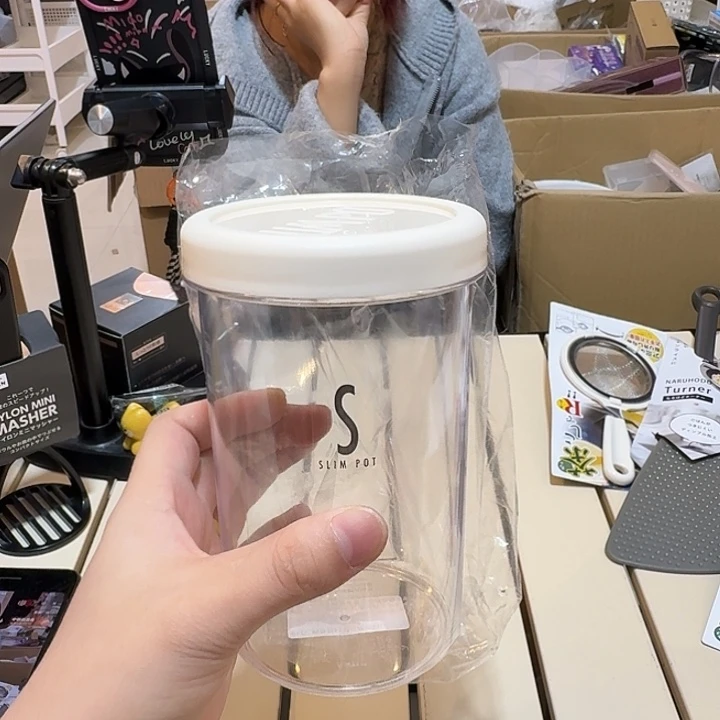 杨***慧塑料这个时候我们