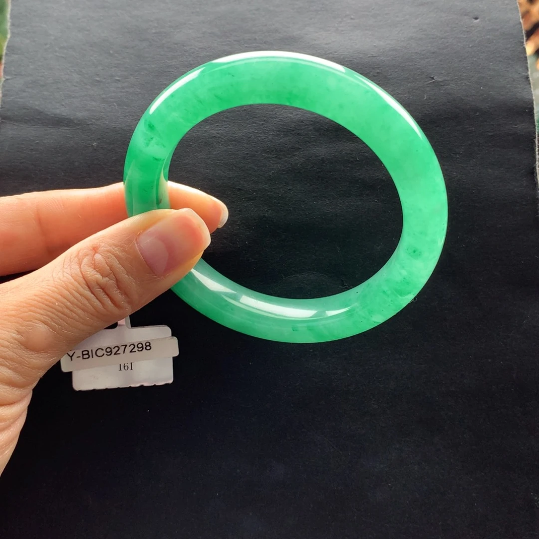 【闪购商品】石英质玉手镯未镶嵌