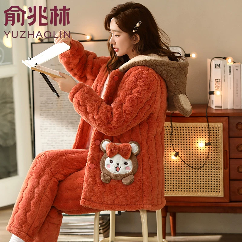 俞兆林珊瑚绒睡衣女秋冬季三层夹棉加绒加厚保暖家居服法兰绒套装