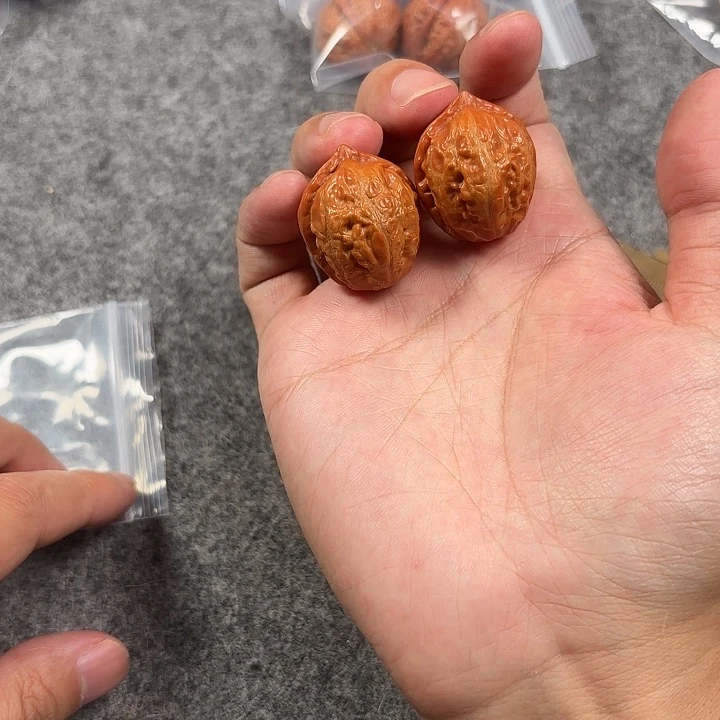 文玩核桃吊坠蚂蚁塔24