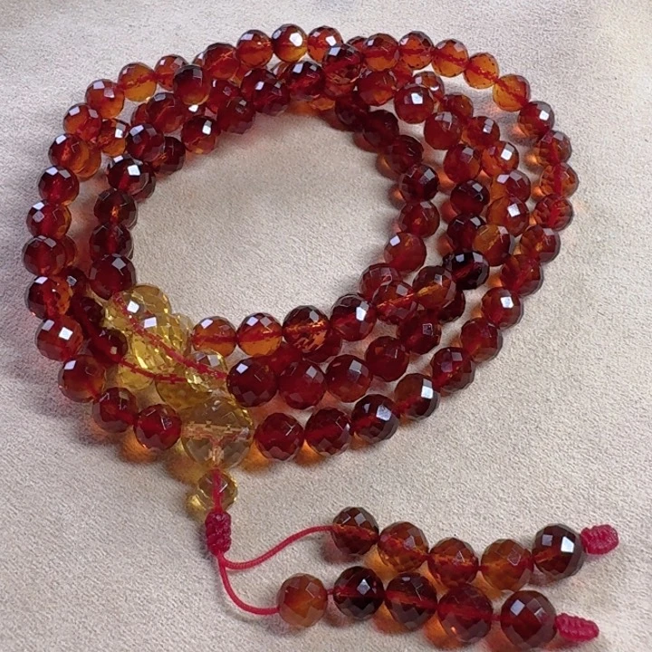 未镶嵌血珀手链正*