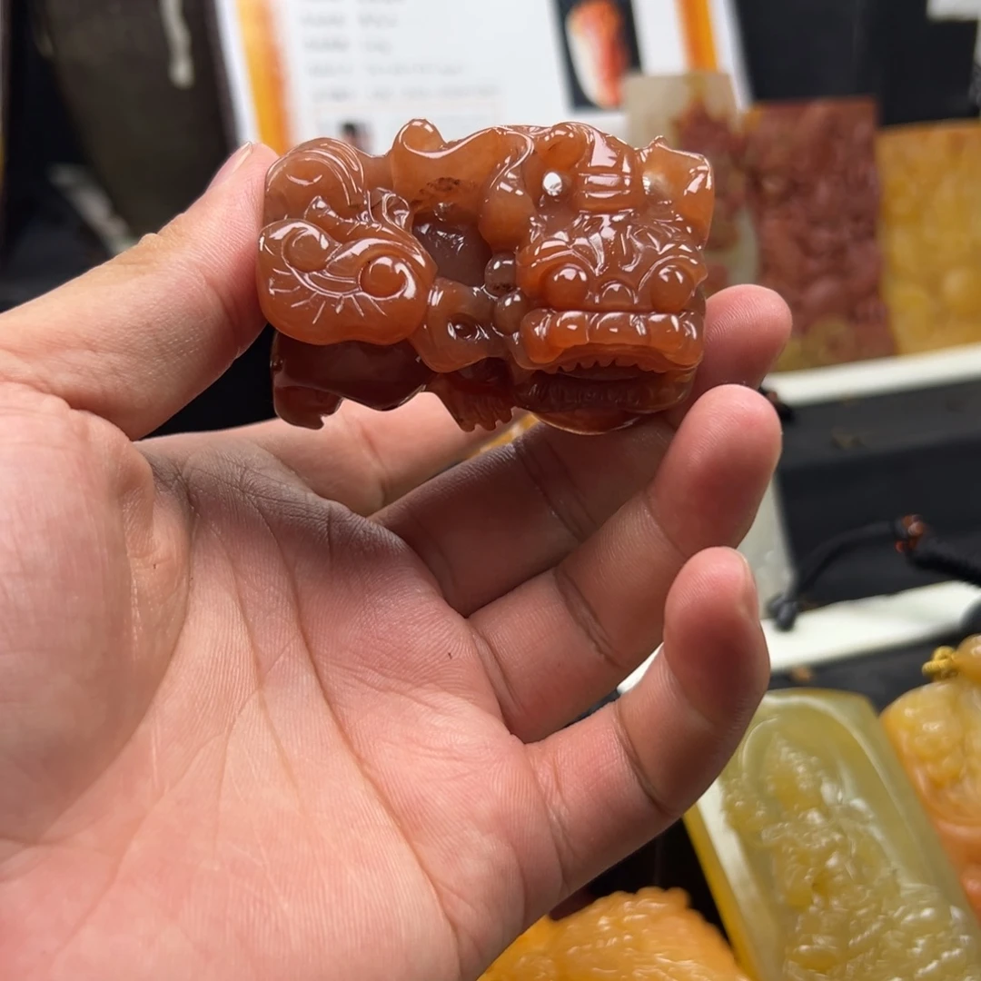 石英质玉（黄龙玉）未镶嵌多样性发货，发其一