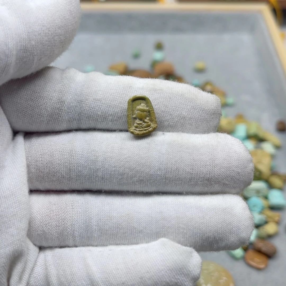 绿松石挂件未镶嵌